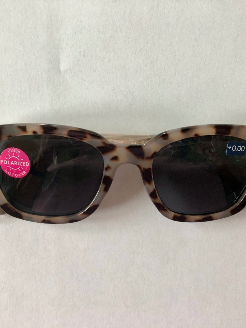 New Peepers Gray Tortoise Endless Summer UV 400 Sunglasses